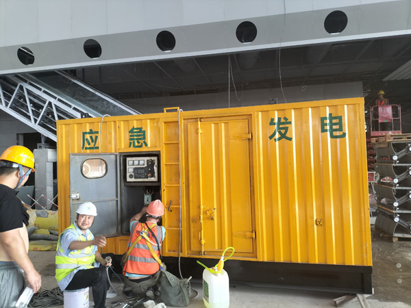 安福怎样判断空气滤清器是否需要更换？